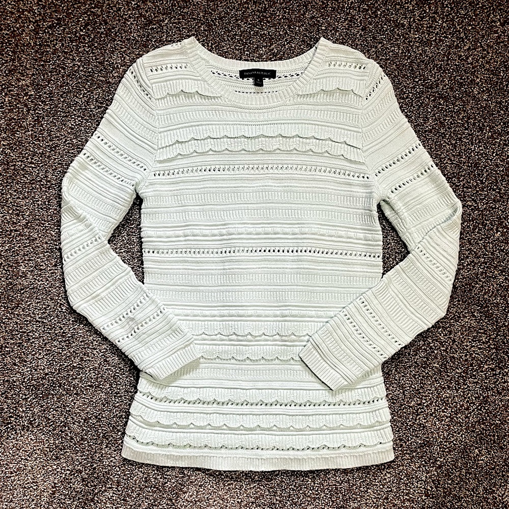 Banana Republic Ruffle Chunky Knit Sweater